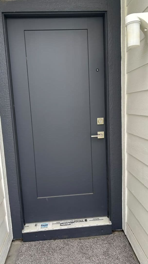 Kennewick Apartment: 505 S. Olympia St