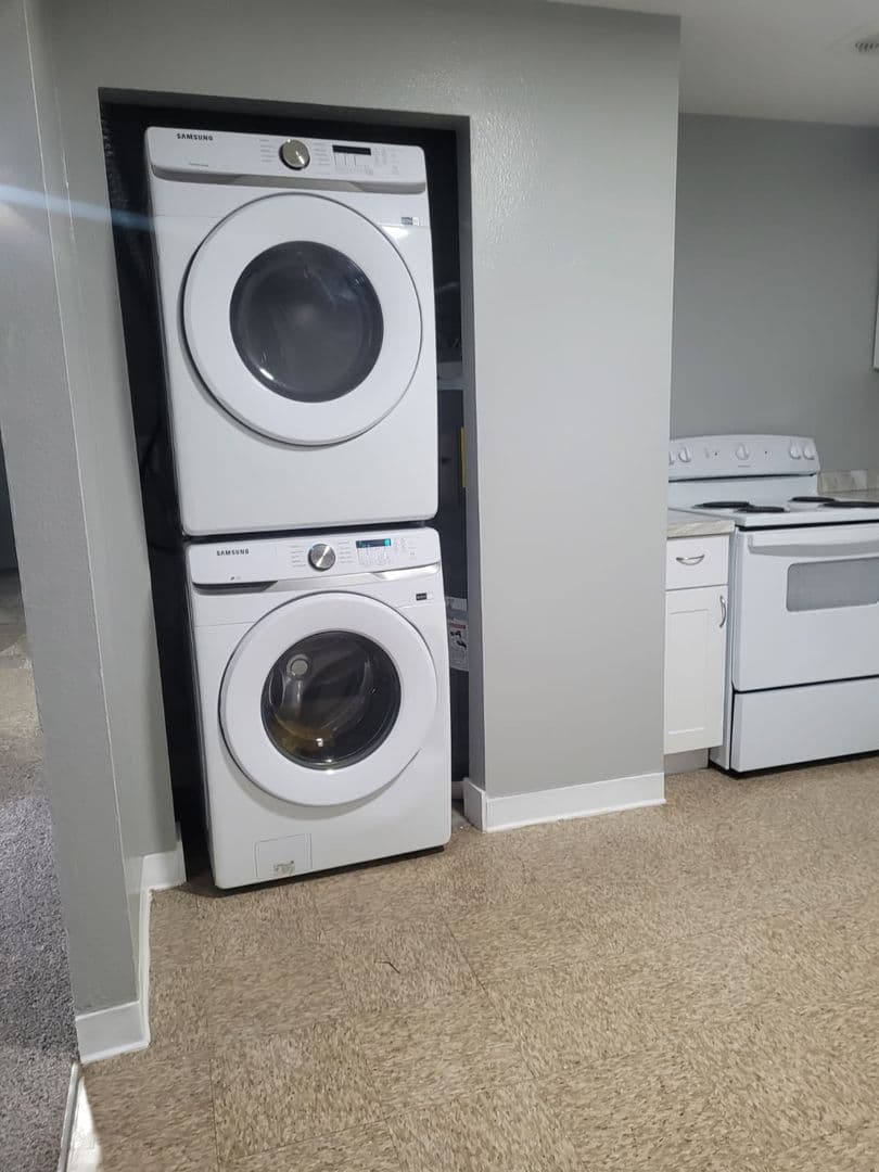 Kennewick Apartment: 505 S. Olympia St