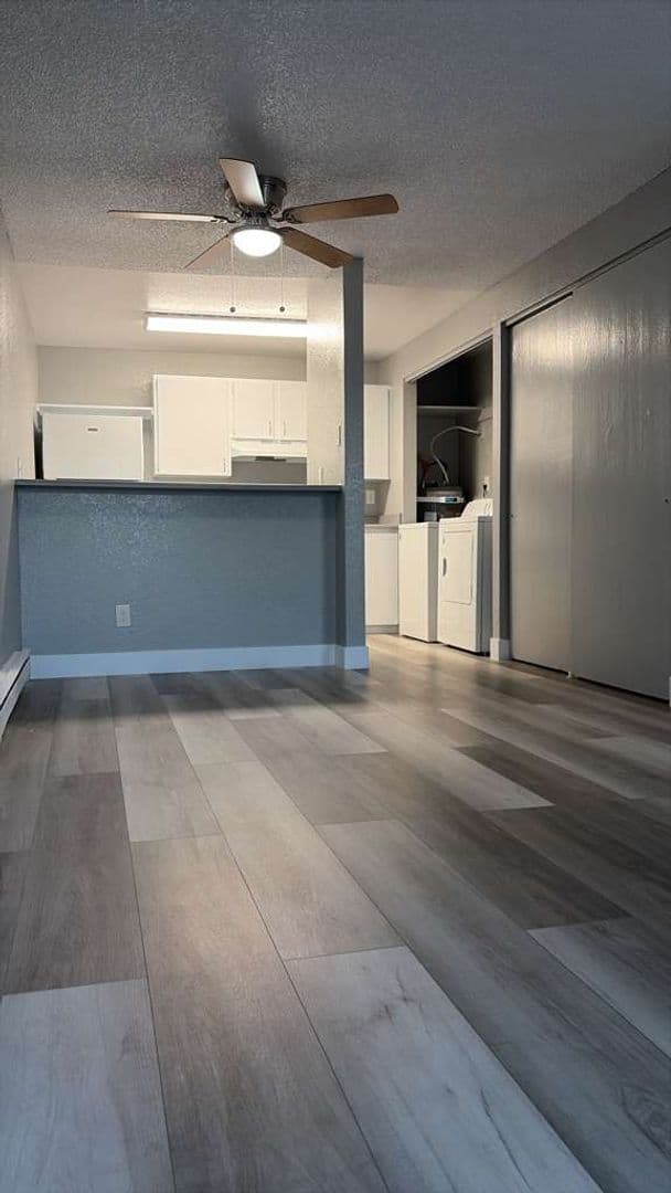 Kennewick Apartment: 1107 West 5th Avenue