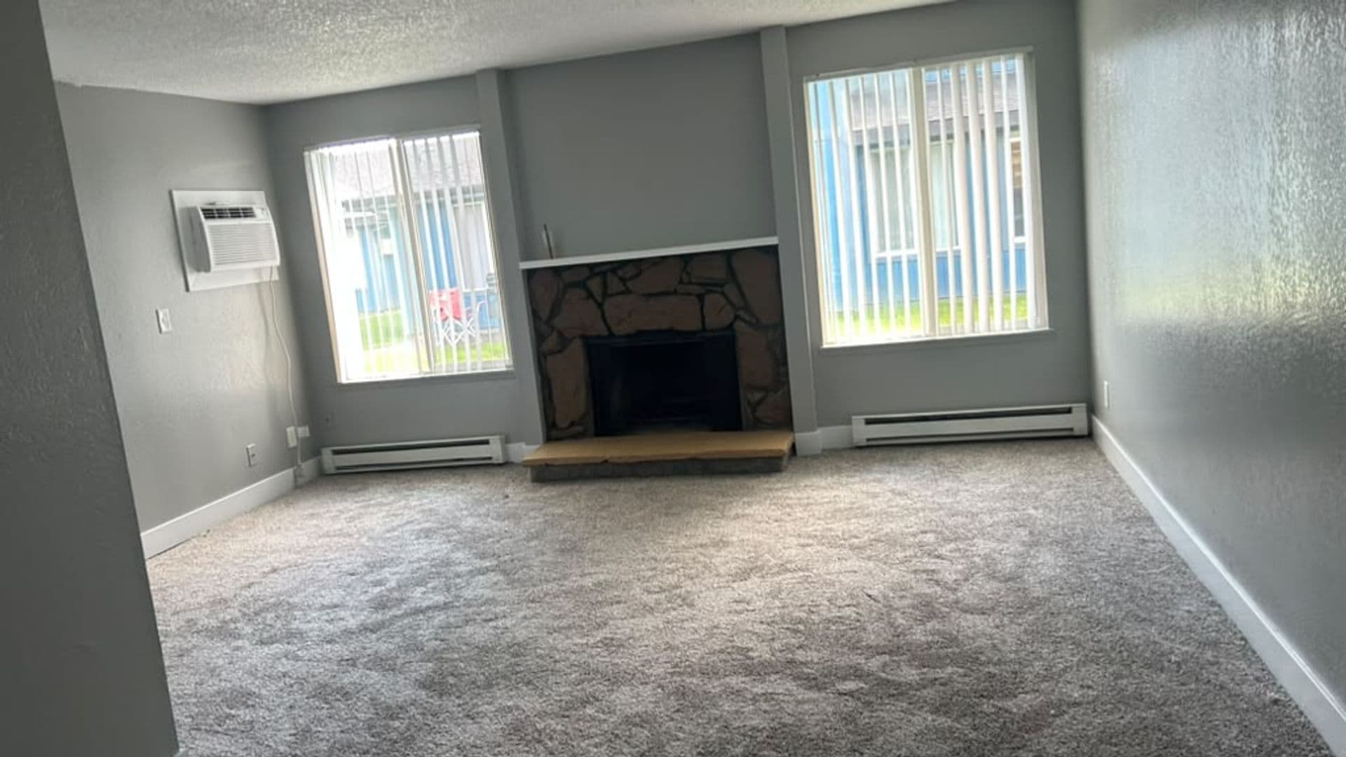 Kennewick Apartment: 1107 West 5th Avenue