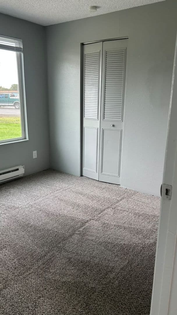 Kennewick Apartment: 505 S. Olympia St