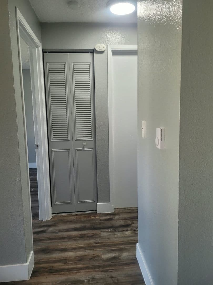 Kennewick Apartment: 505 S. Olympia St