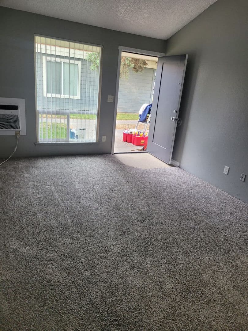 Kennewick Apartment: 505 S. Olympia St
