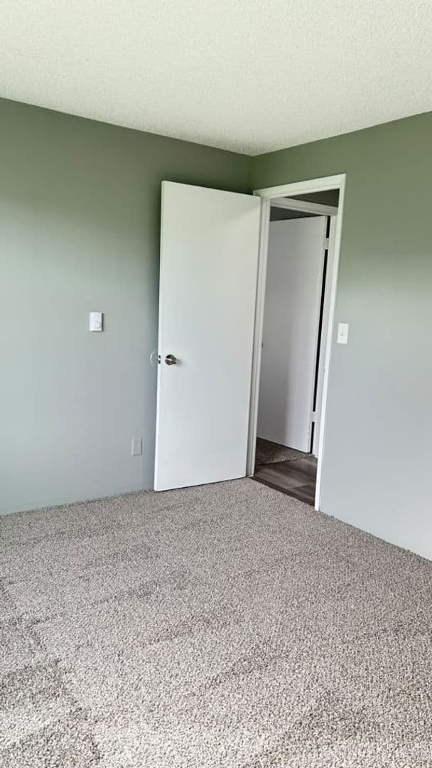 Kennewick Apartment: 505 S. Olympia St
