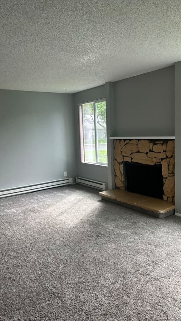 Kennewick Apartment: 1107 West 5th Avenue