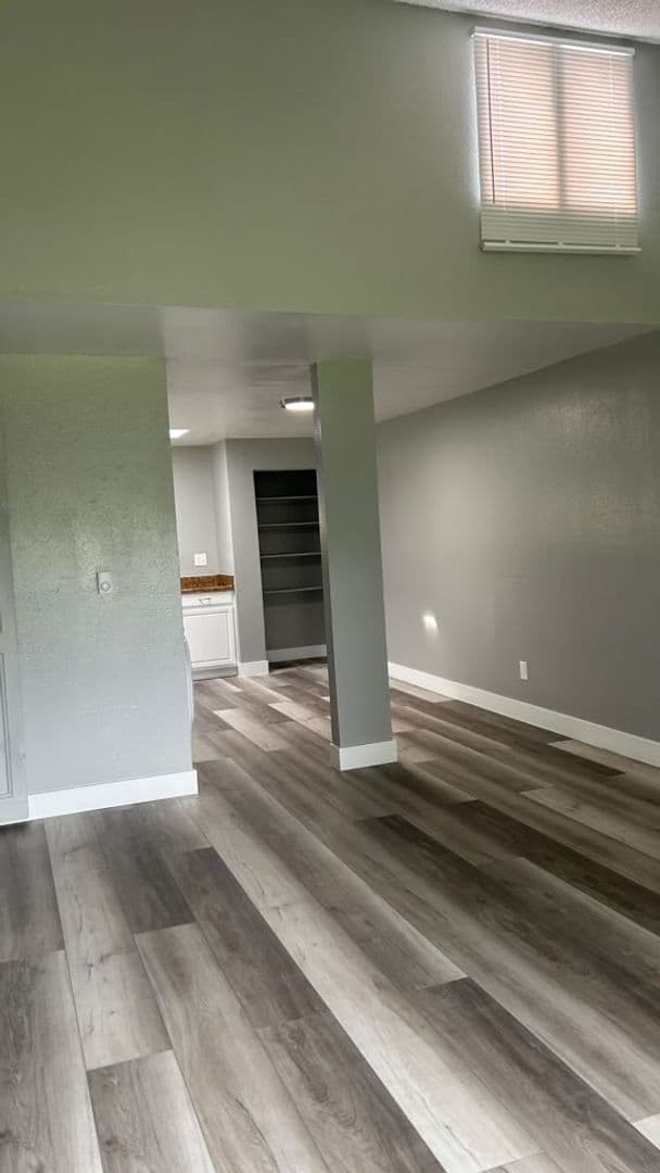 Kennewick Apartment: 505 S. Olympia St