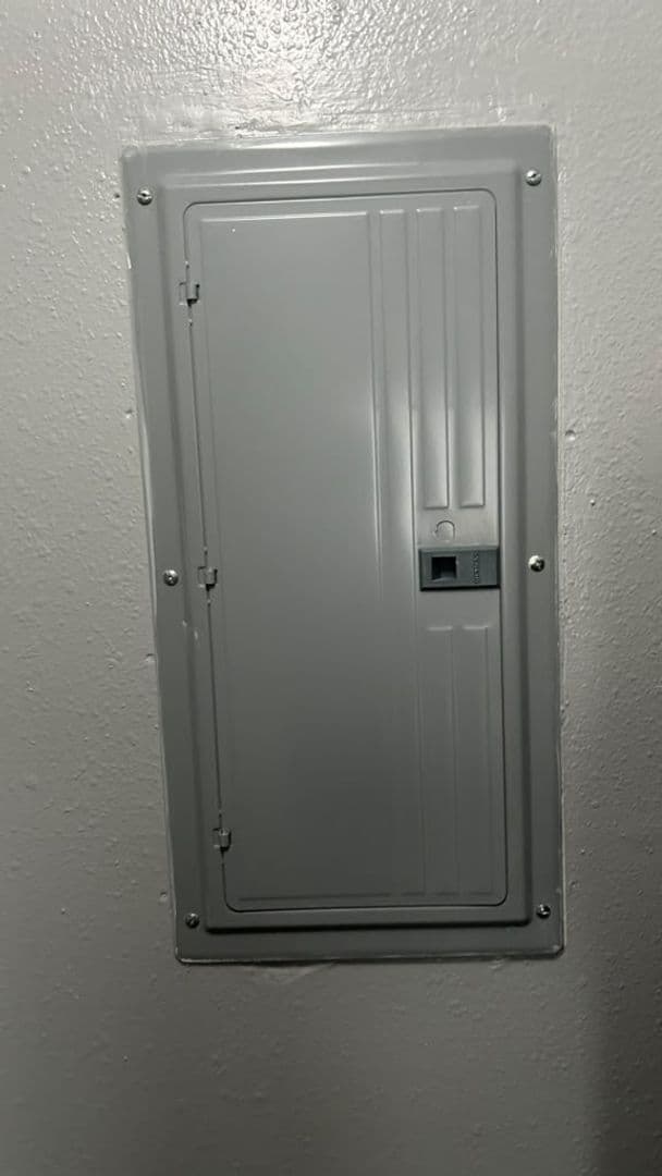 Kennewick Apartment: 505 S. Olympia St