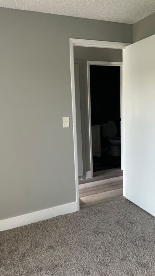 Kennewick Apartment: 1107 West 5th Avenue