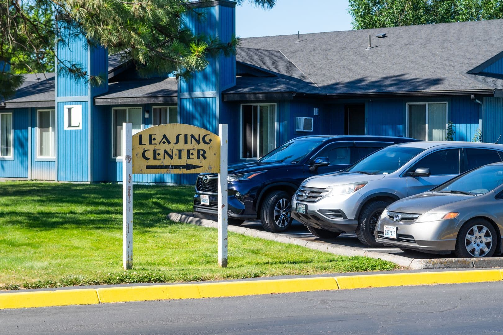 Kennewick Apartment: 1107 West 5th Avenue