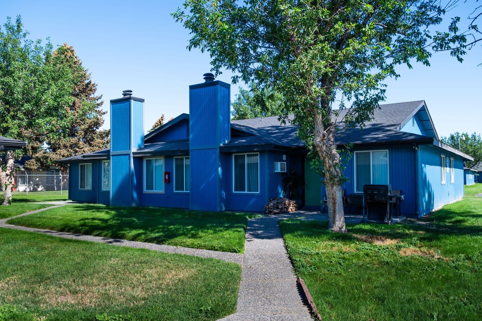 Kennewick Apartment: 1107 West 5th Avenue