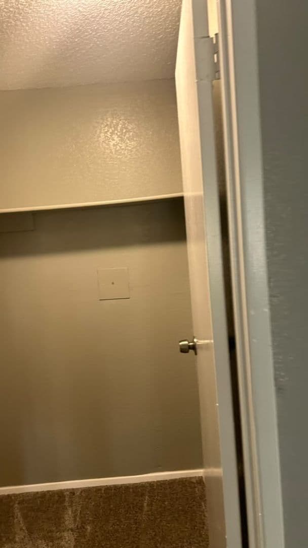 Kennewick Apartment: 1107 West 5th Avenue
