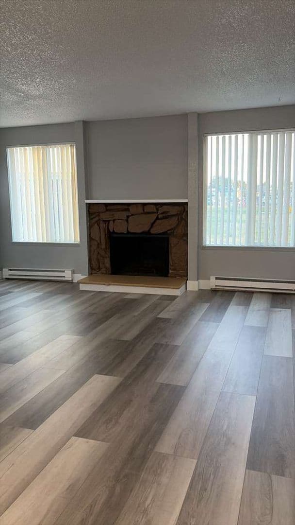 Kennewick Apartment: 1107 West 5th Avenue
