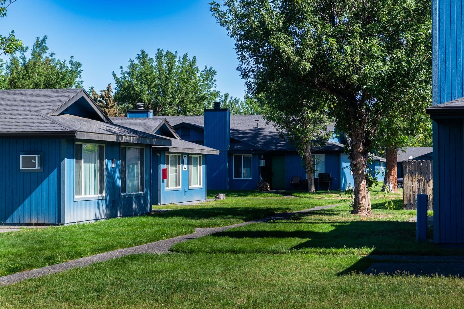Kennewick Apartment: 1107 West 5th Avenue