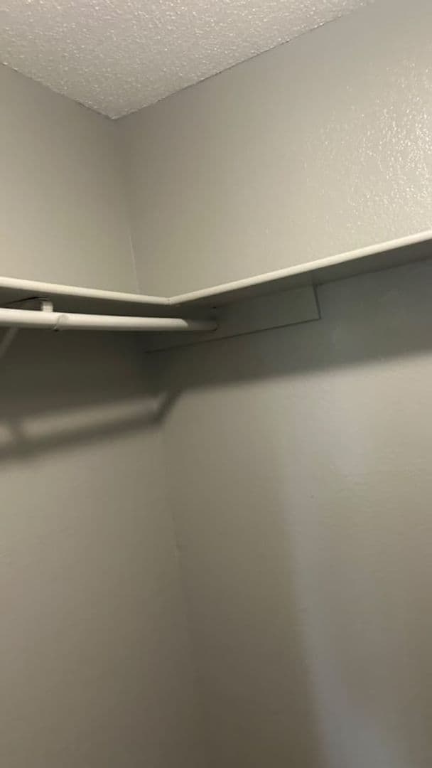 Kennewick Apartment: 1107 West 5th Avenue