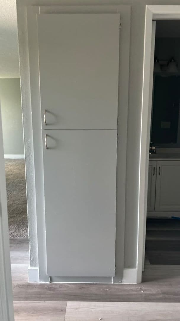 Kennewick Apartment: 1107 West 5th Avenue
