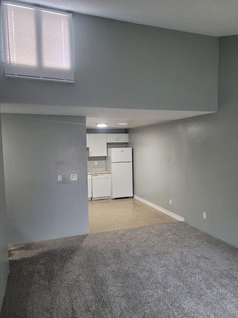Kennewick Apartment: 505 S. Olympia St