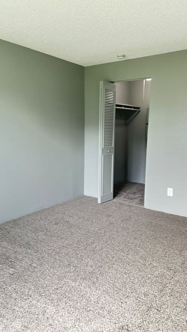 Kennewick Apartment: 505 S. Olympia St