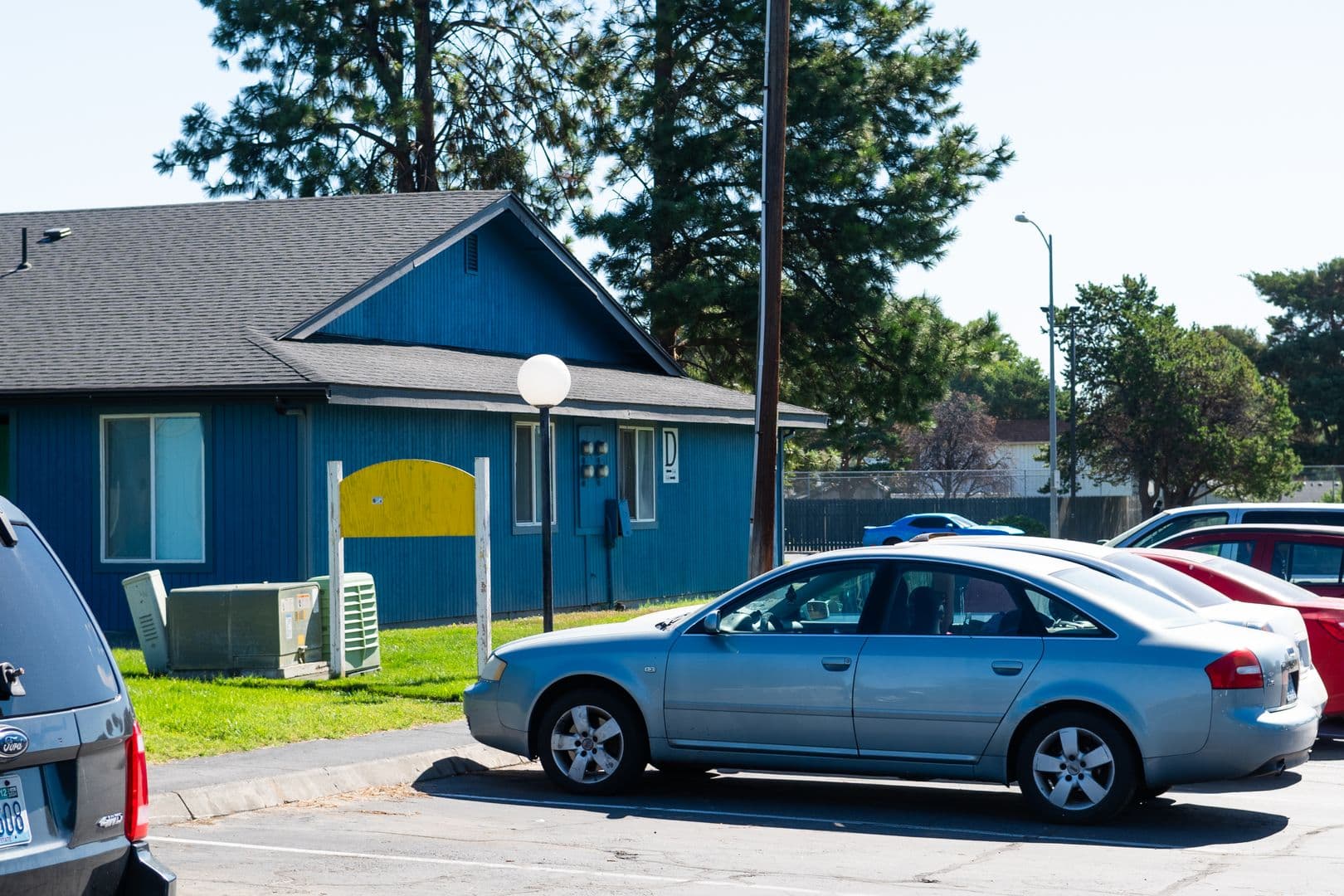 Kennewick Apartment: 1107 West 5th Avenue