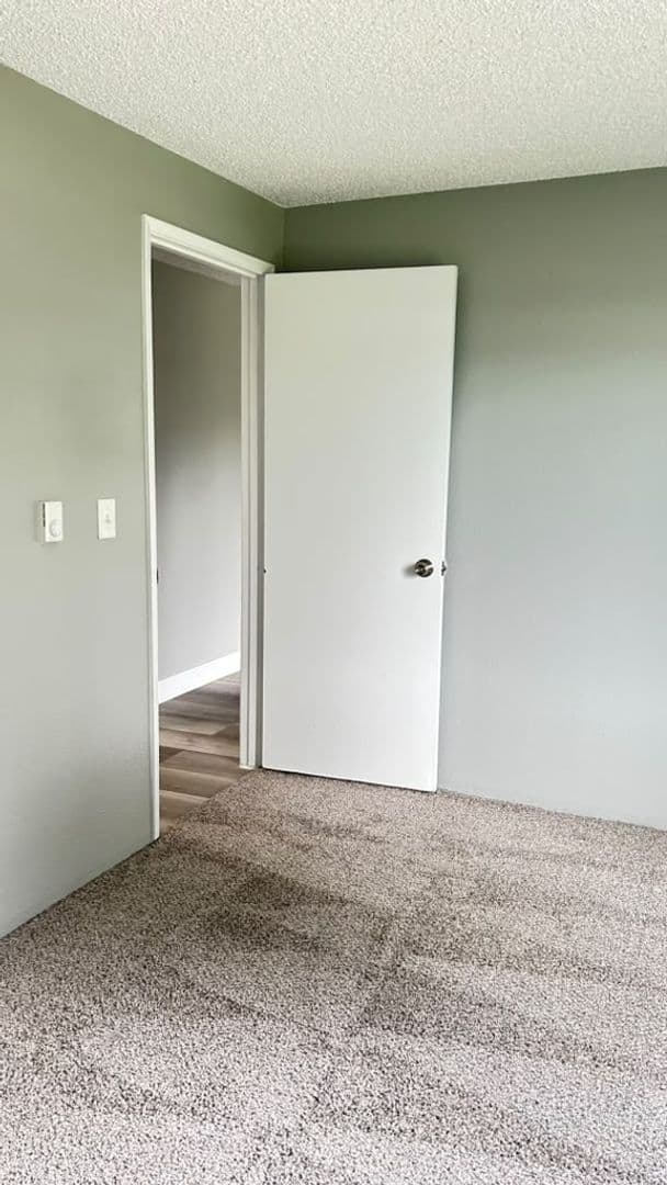 Kennewick Apartment: 505 S. Olympia St