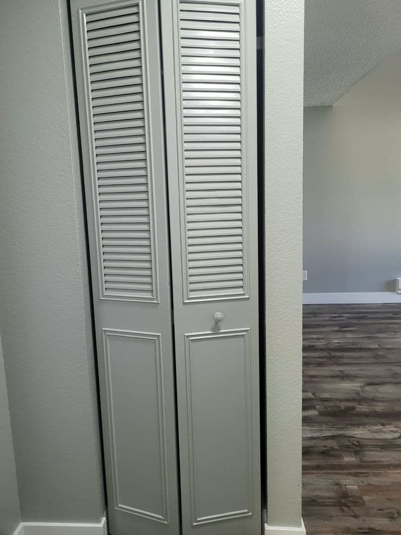 Kennewick Apartment: 505 S. Olympia St