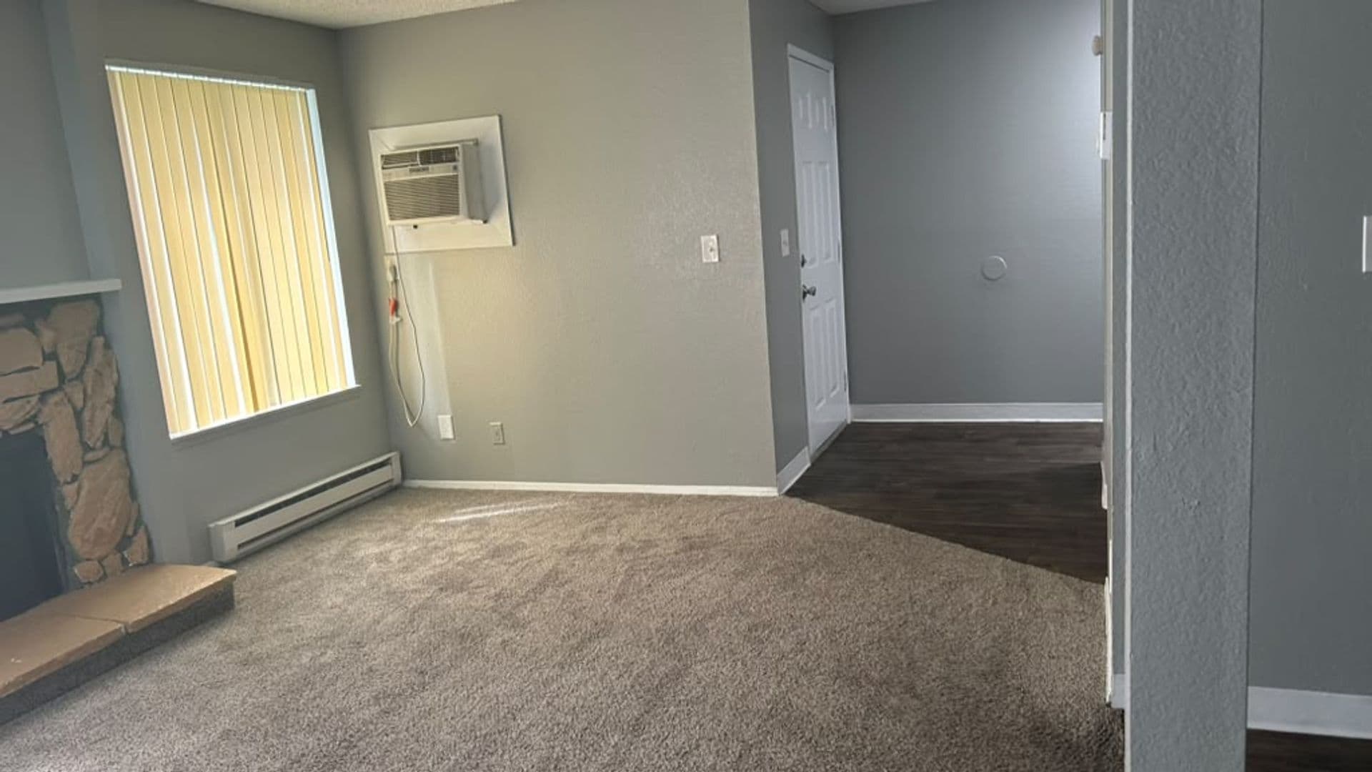 Kennewick Apartment: 1107 West 5th Avenue