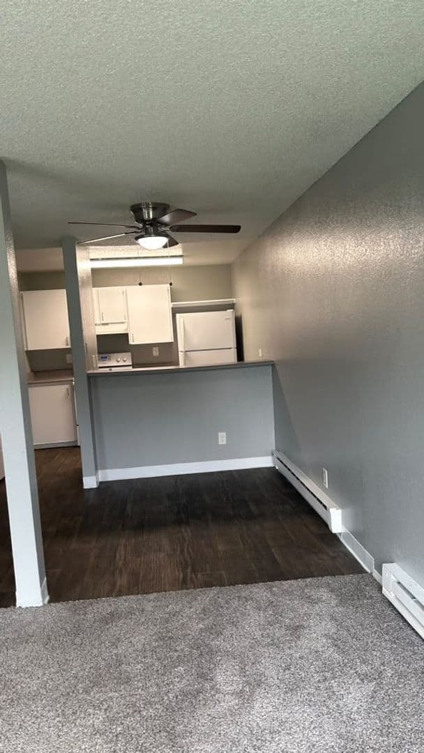 Kennewick Apartment: 1107 West 5th Avenue