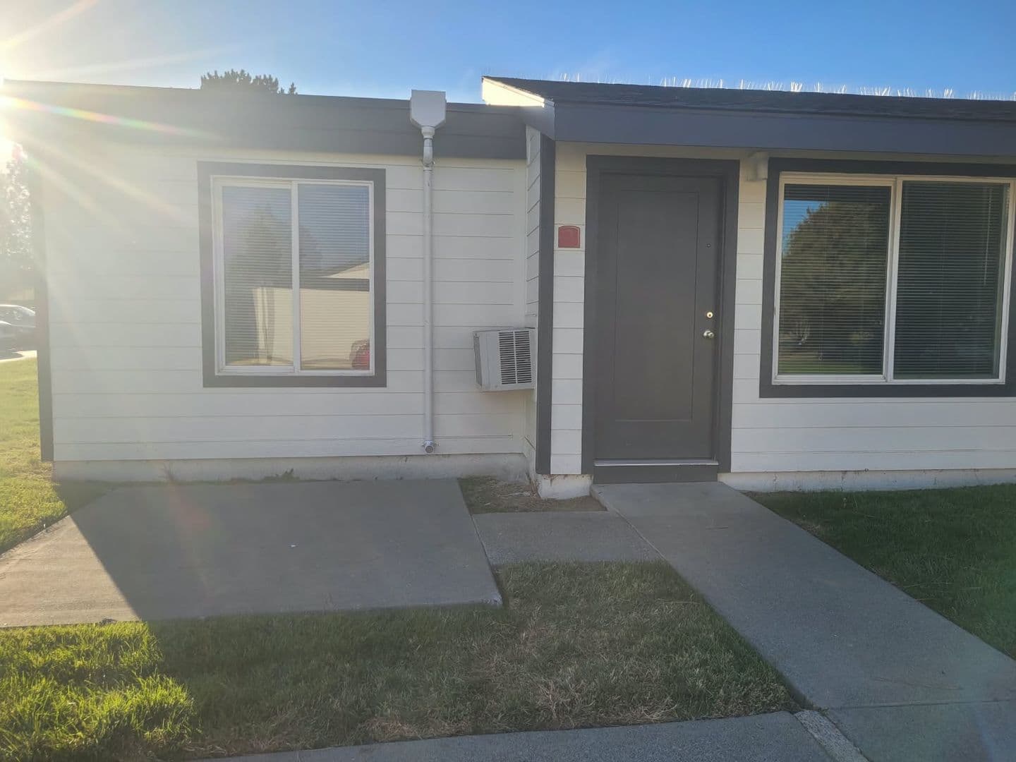 Kennewick Apartment: 505 S. Olympia St