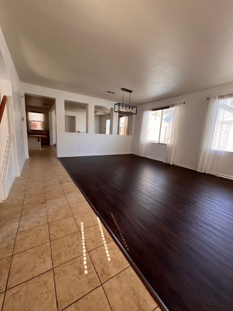Modesto House: 3921 Ruffed Grouse Ln