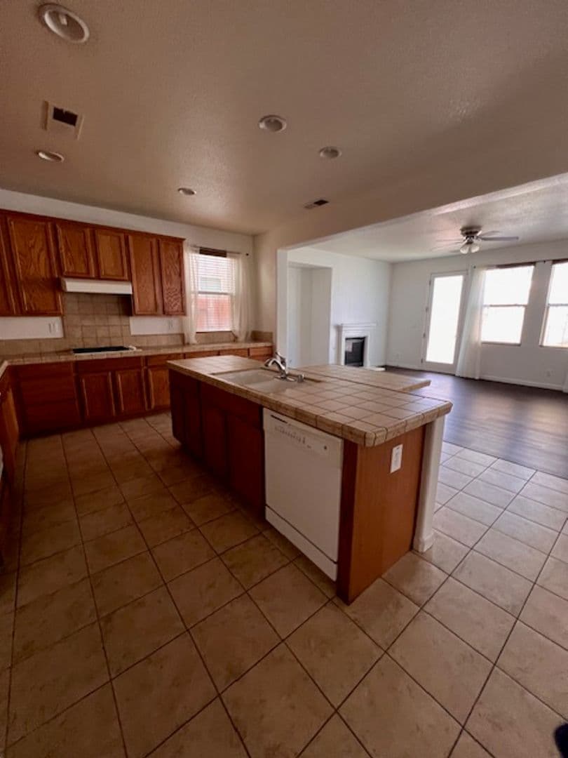 Modesto House: 3921 Ruffed Grouse Ln