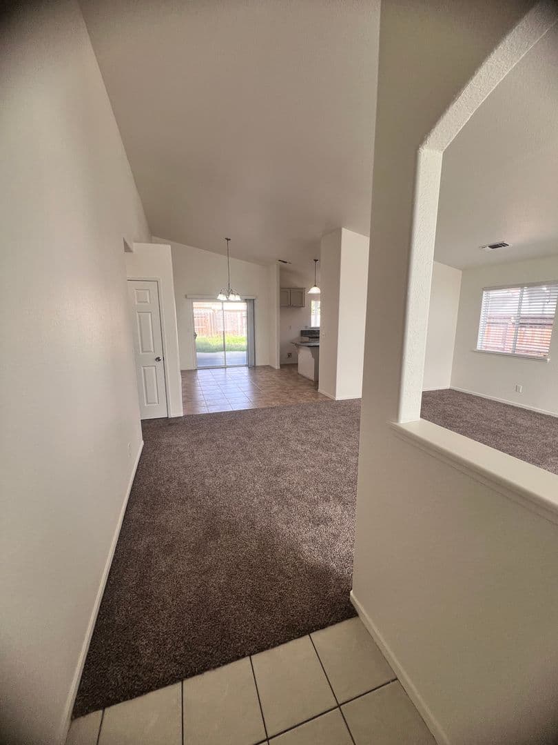 Riverbank House: 5837 Webb St.