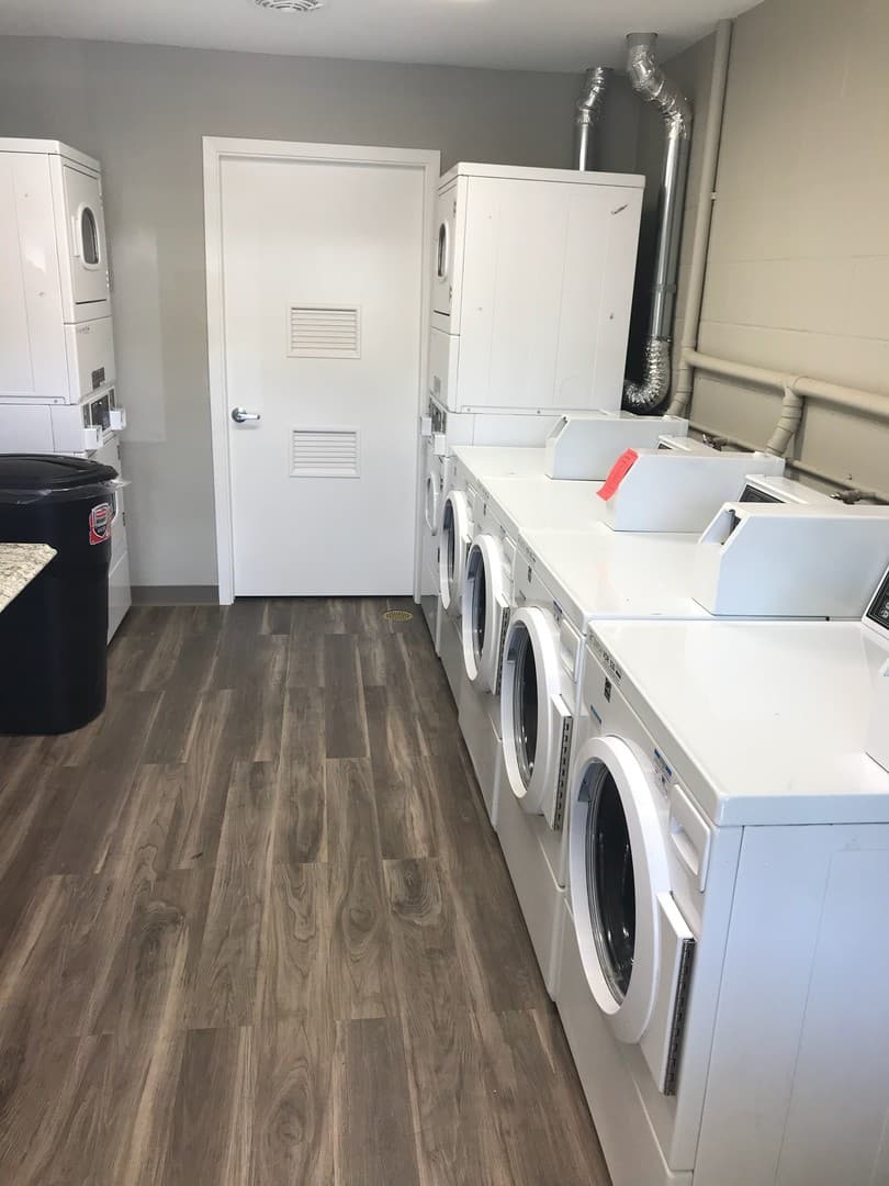 Modesto Apartment: 2012-2100 Wylie Dr.