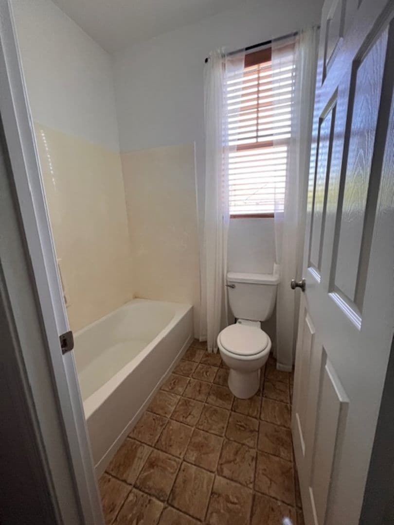 Modesto House: 3921 Ruffed Grouse Ln