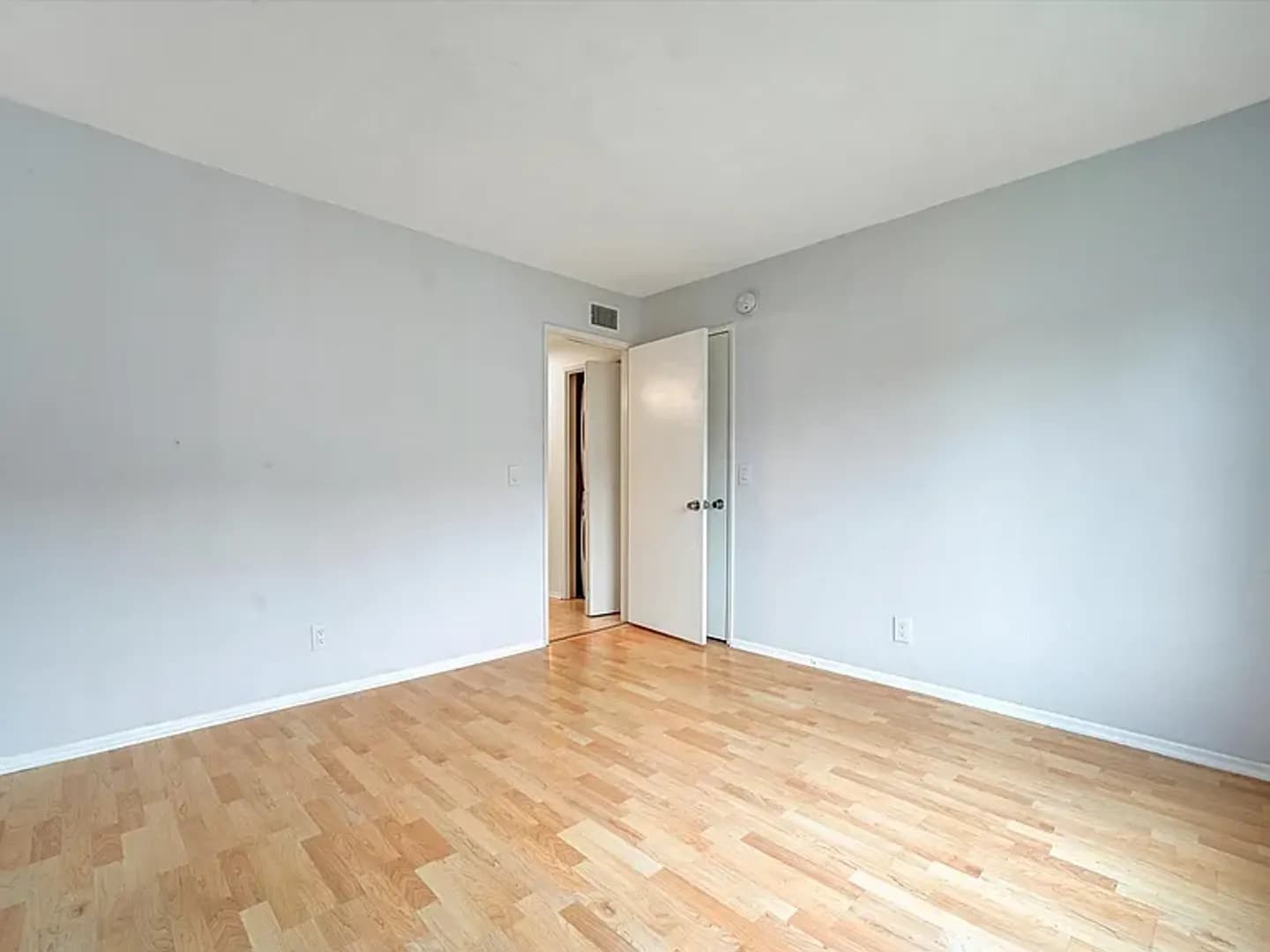 Inglewood Condo: 3867 Thorncroft Ln, Unit H