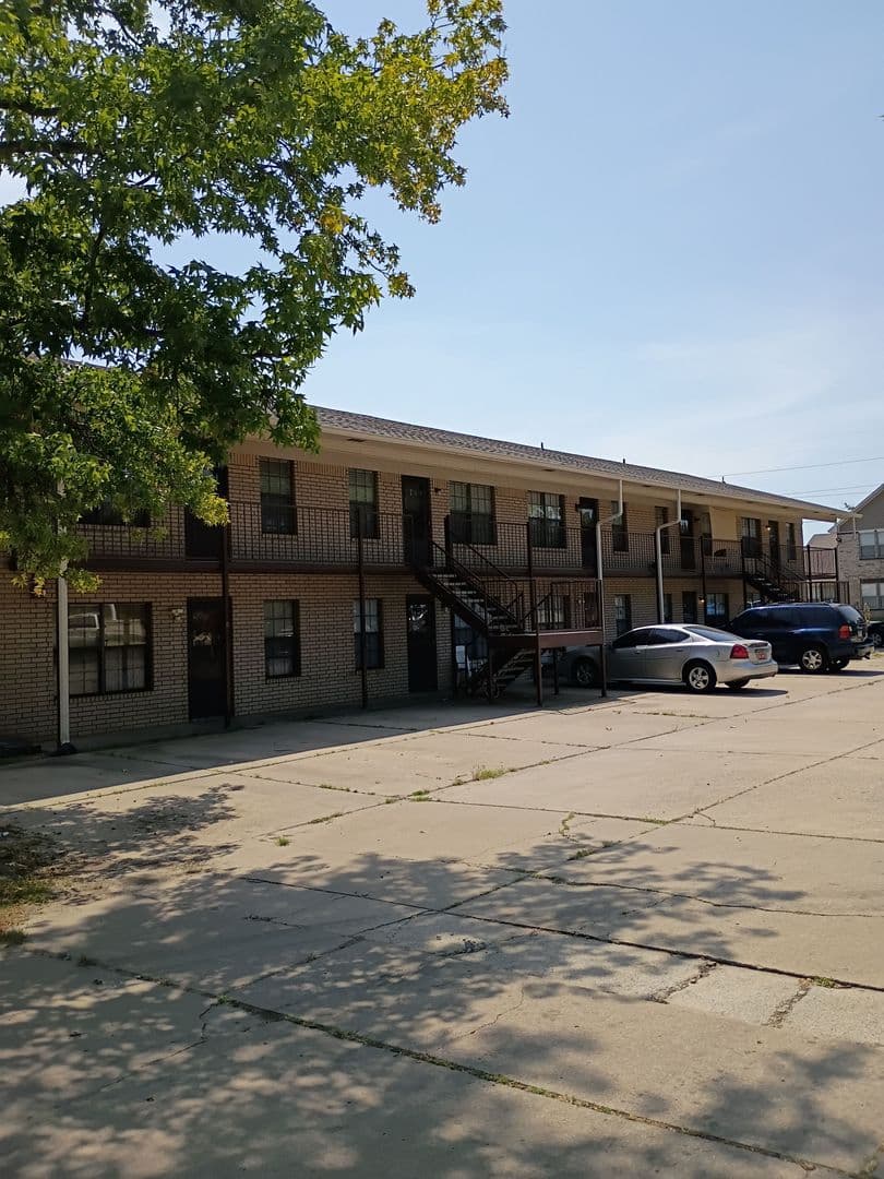 Fort Smith Apartment: 1400 Jacobs