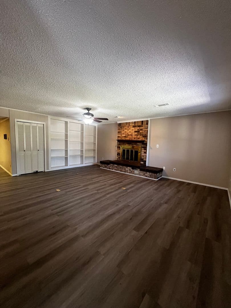 FORT SMITH House: 4800 Skywood Drive