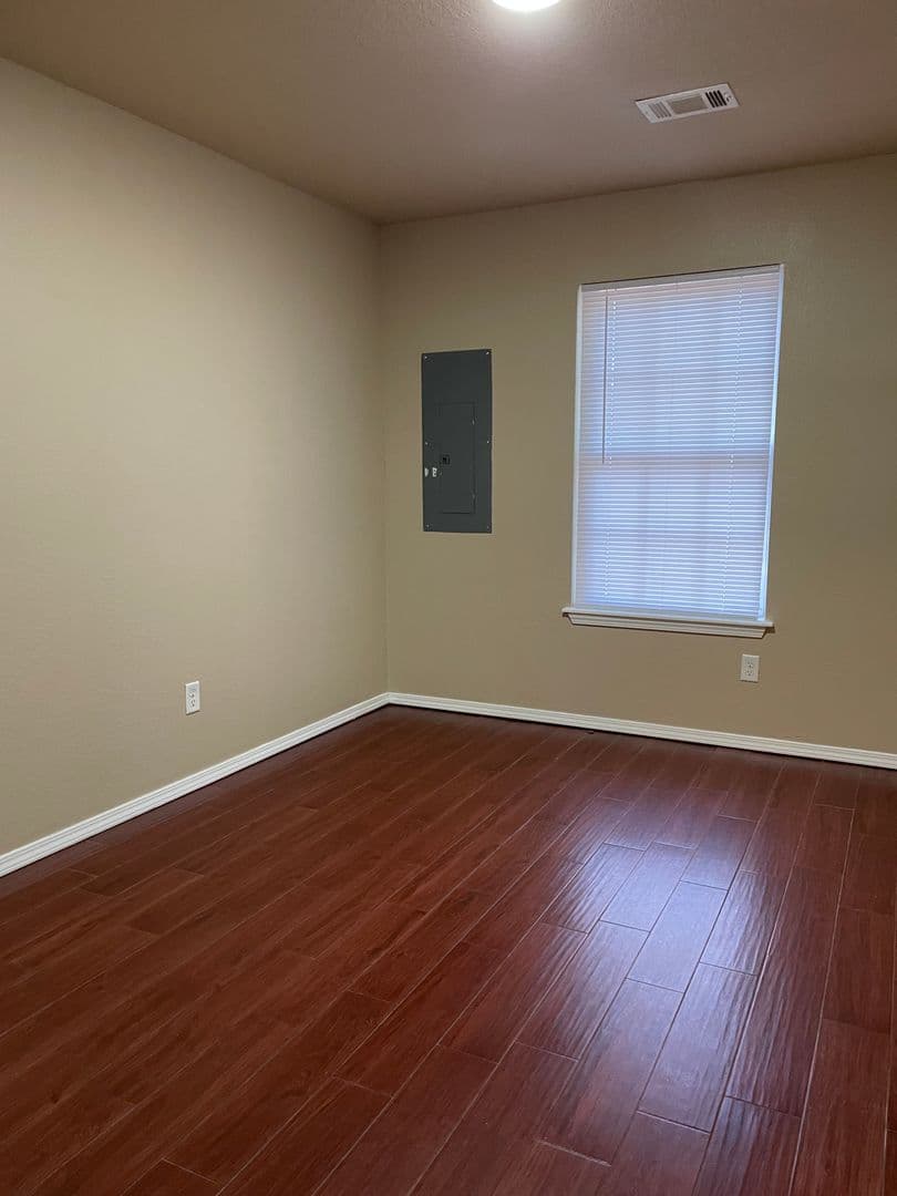 POCOLA Apartment: 396-444 & 1007-1017 MORRIS ST.
