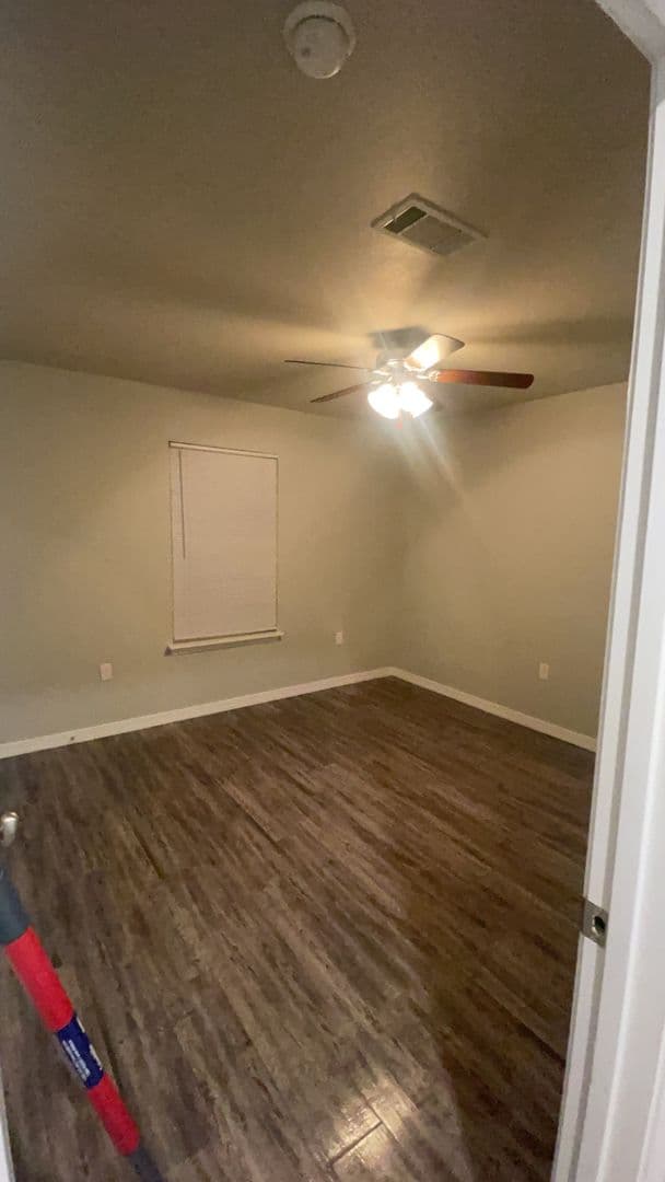 Poteau Apartment: 201 Coggins Street