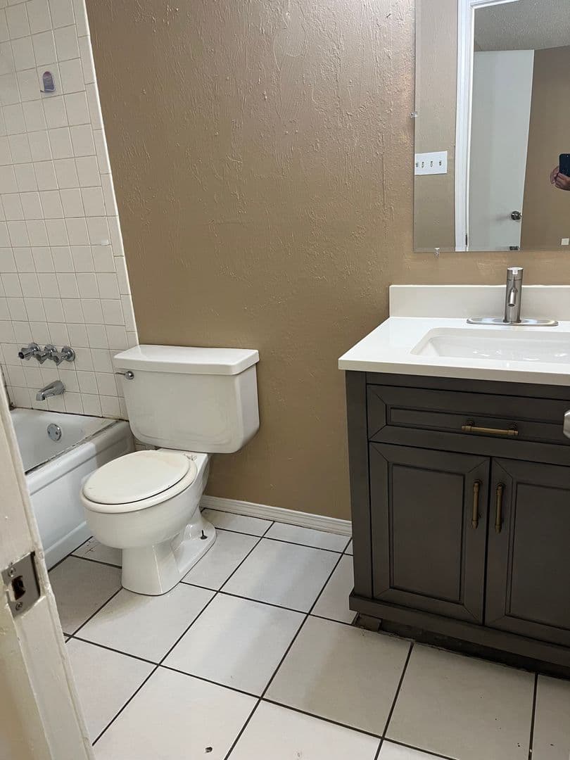 Arkoma Apartment: 425 Main Street