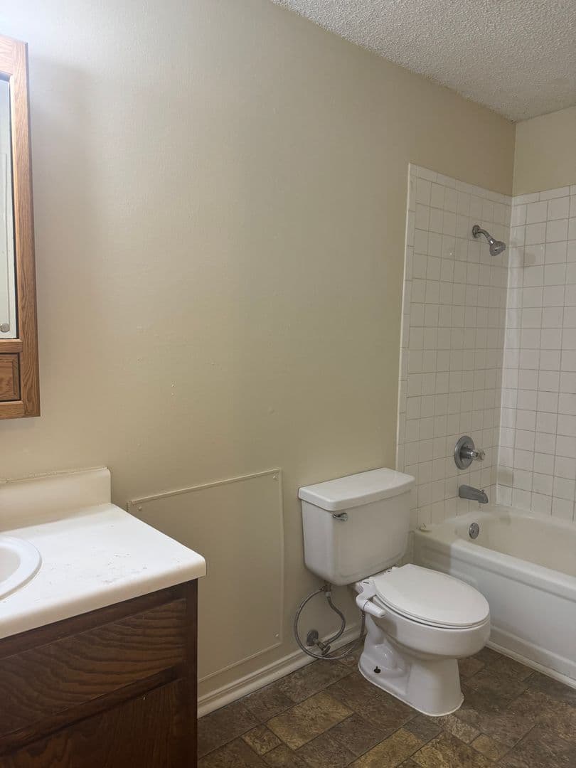 FORT SMITH Apartment: 3610 South 91st Street