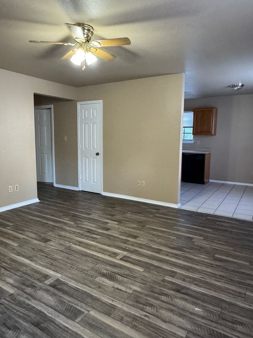 FORT SMITH Apartment: So 16th Apartments