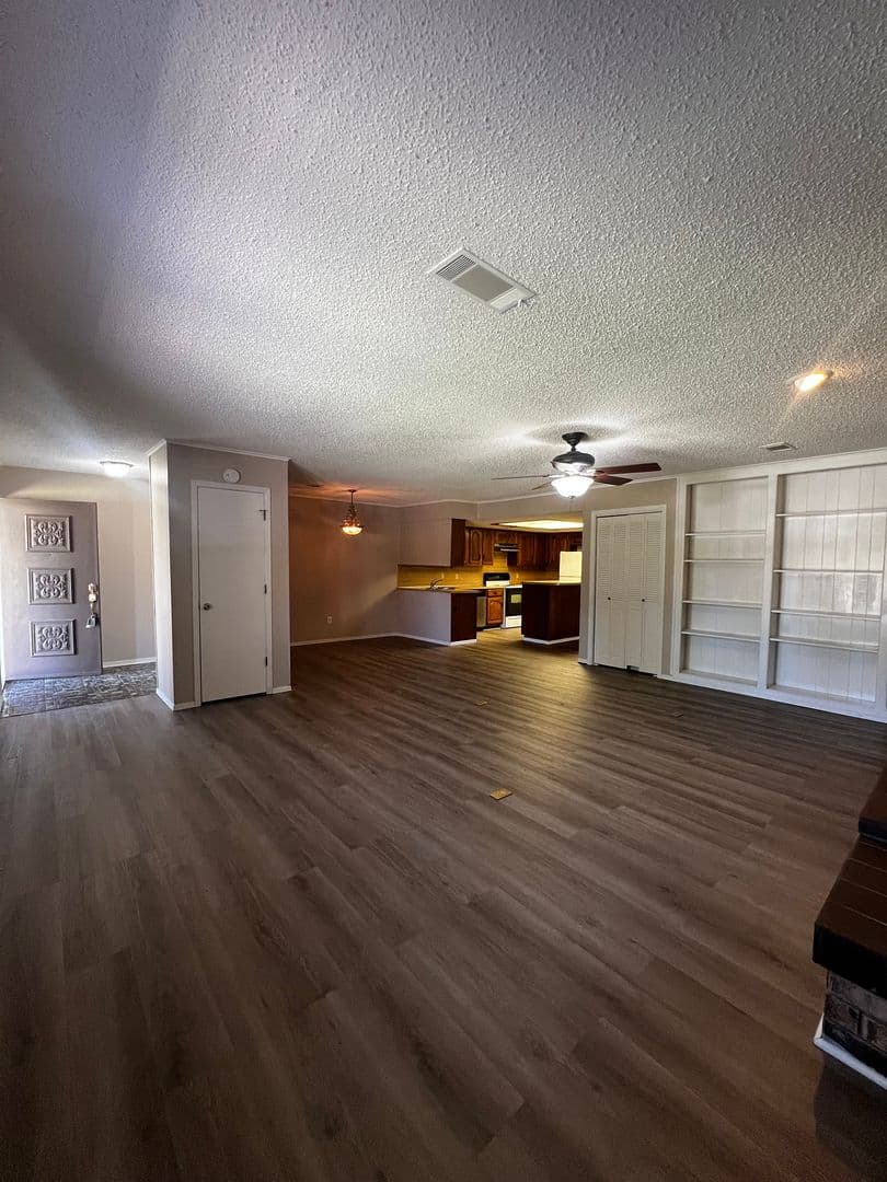 FORT SMITH House: 4800 Skywood Drive