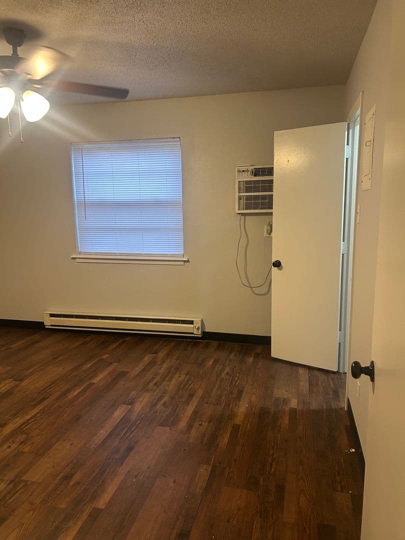 FORT SMITH Apartment: 3009 S. QUINCY