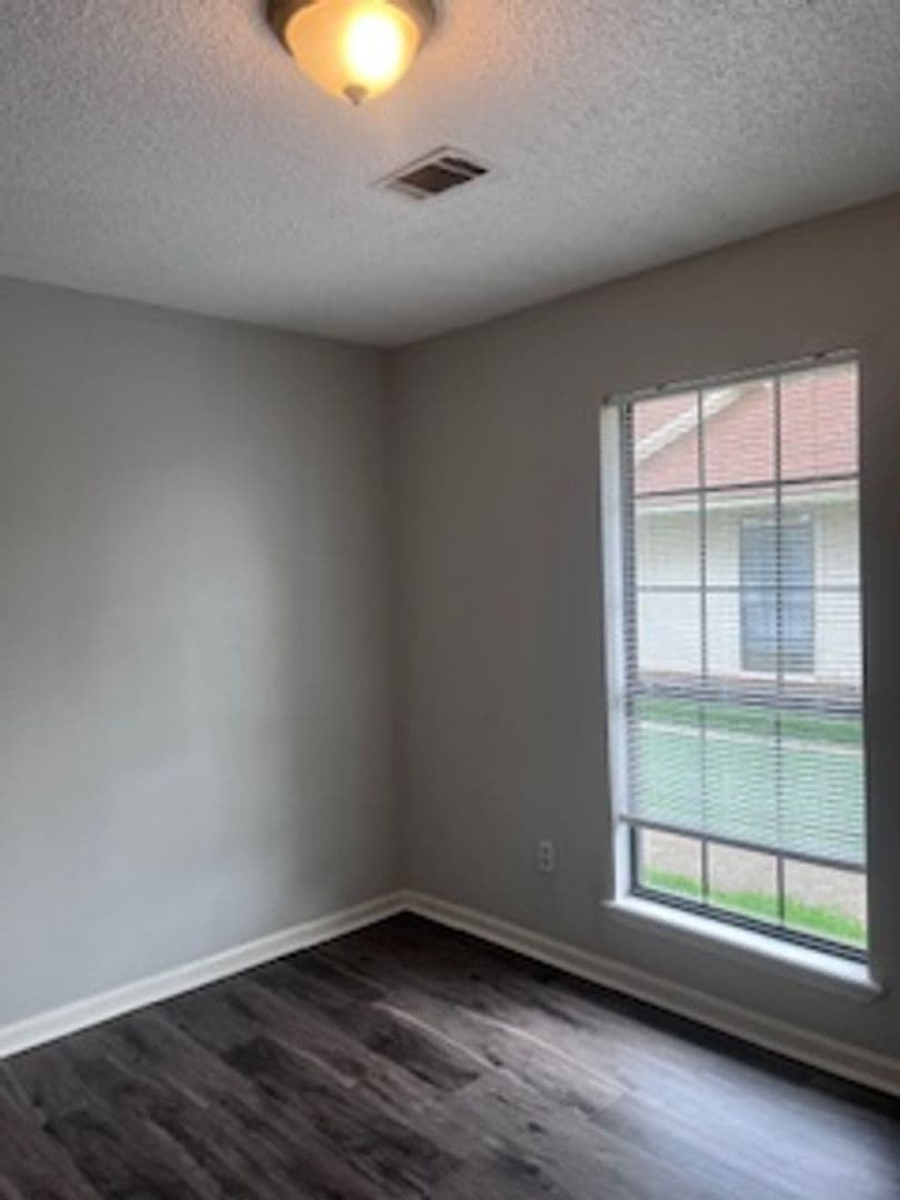 Fort Smith House: 1611 South Z Street