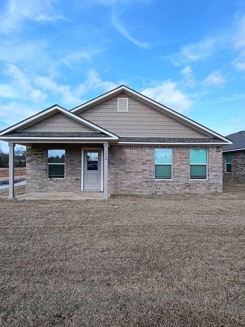 Fort Smith Apartment: 5200-5226 So 33rd St