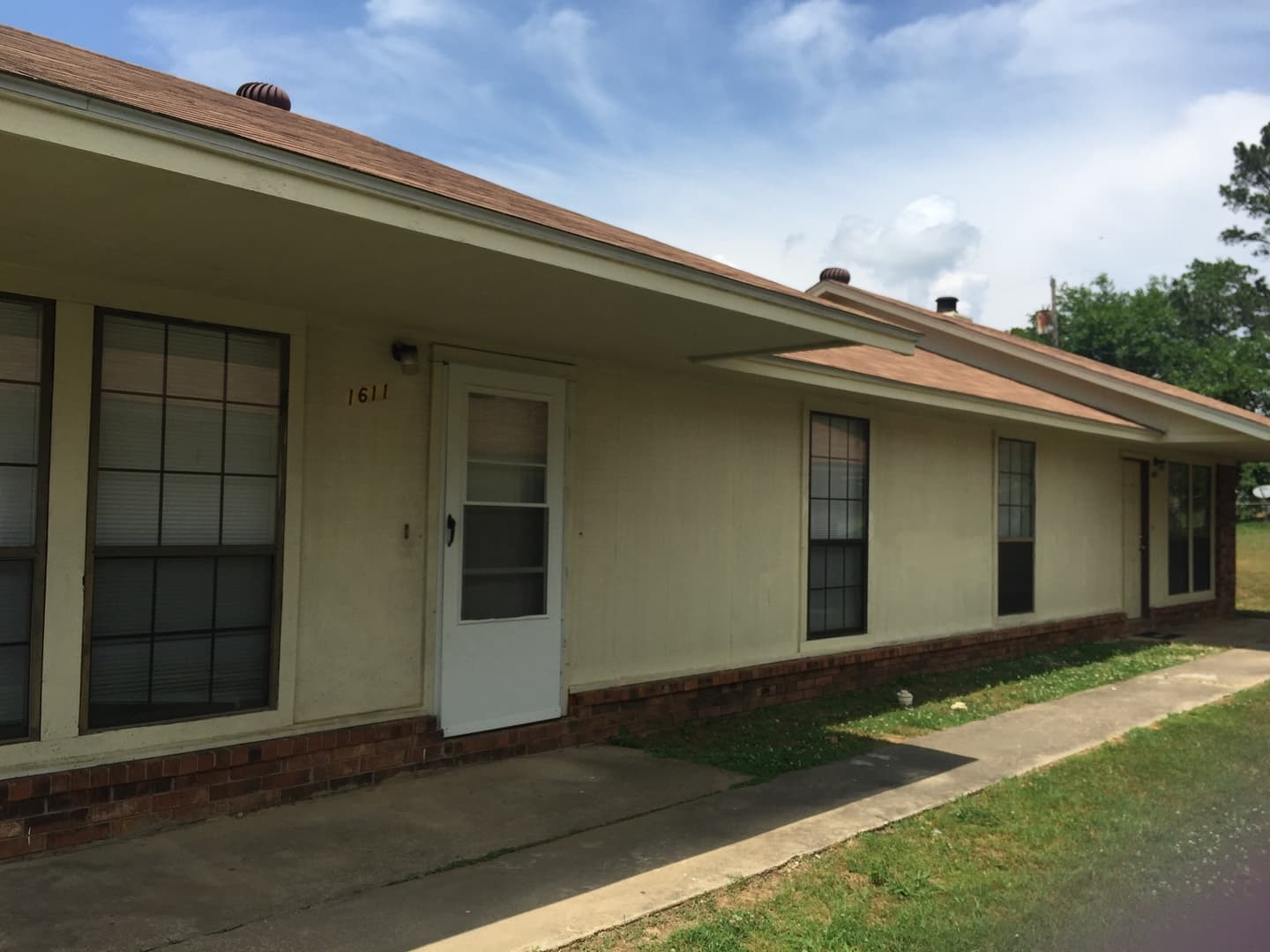 Fort Smith House: 1611 South Z Street