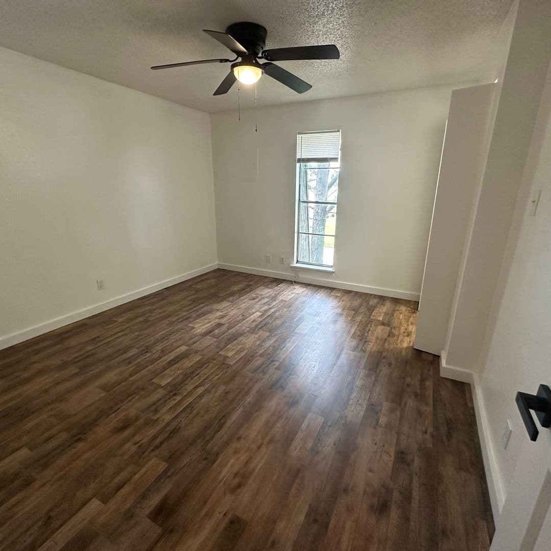 Fort Smith Apartment: 8201 Highway 271 So