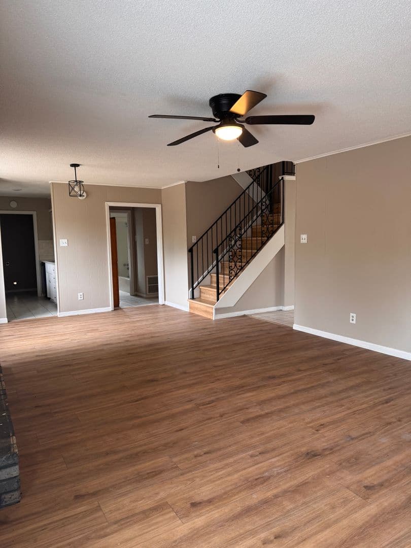 FORT SMITH House: 4211 Royal Oak Drive