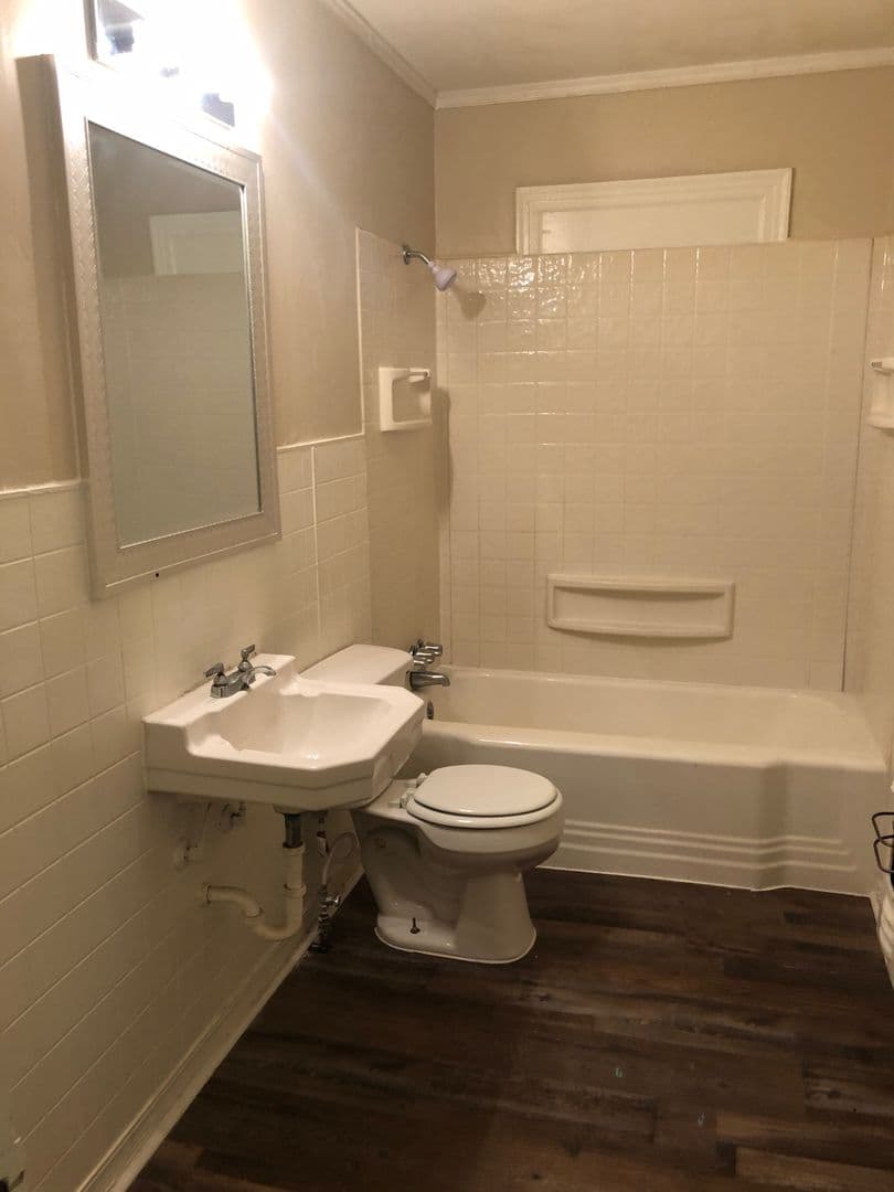 FORT SMITH Apartment: 913-915 SOUTH 22ND