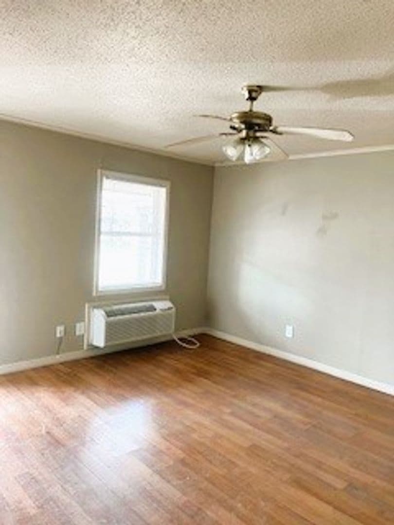 VAN BUREN Apartment: 309 SOUTH 3RD STREET