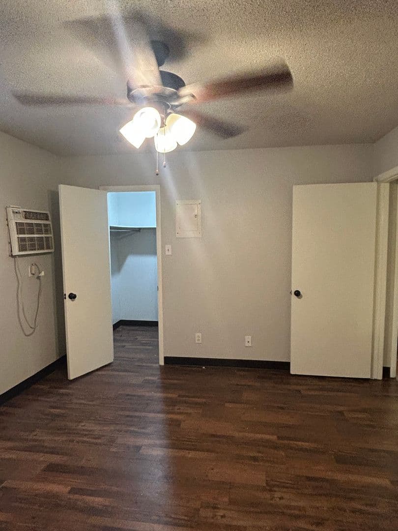 FORT SMITH Apartment: 3009 S. QUINCY